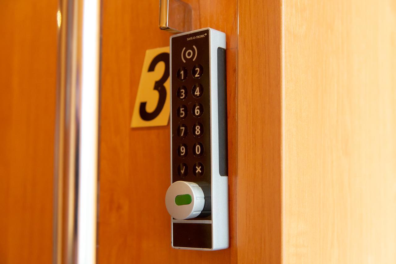 Do Step - Self-service-hostel * Wien